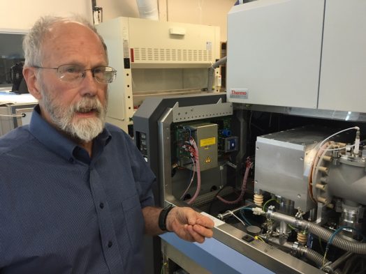 Geology professor Thure Cerling explains how isotope analysis instrumentation works